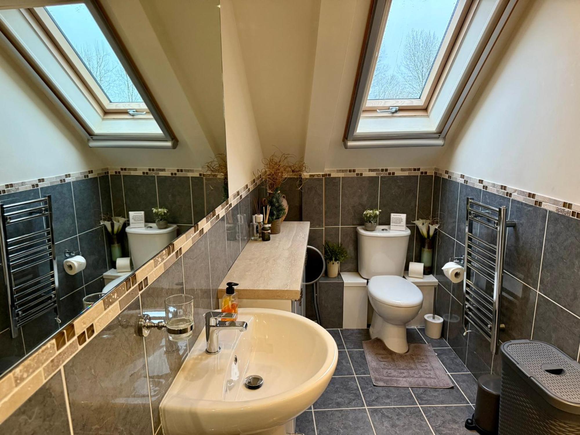 Luxury Kingfisher Lodge, Isis Lake, Within The Cotswold Waterpark Cirencester Zewnętrze zdjęcie